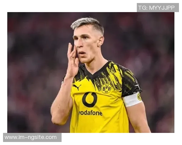 施洛特贝克:与拜仁的8分差距并非不可逾越我们会抓住对手的失误机会